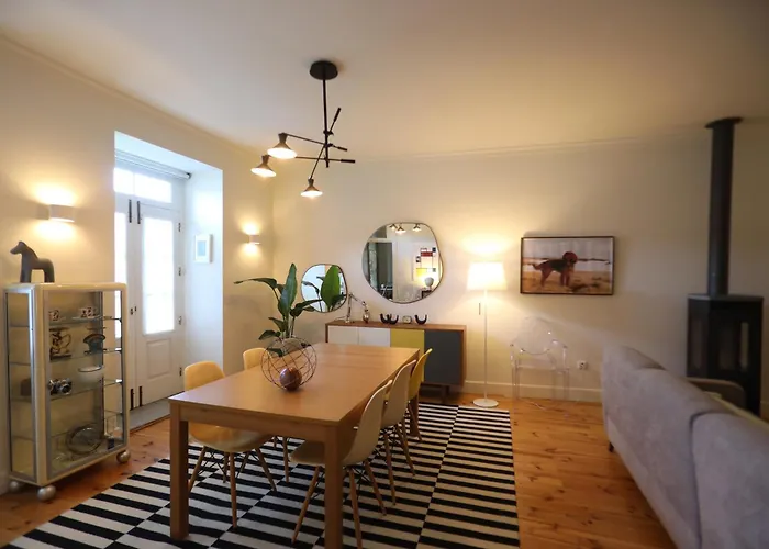 Regua Pine House * Peso da Régua