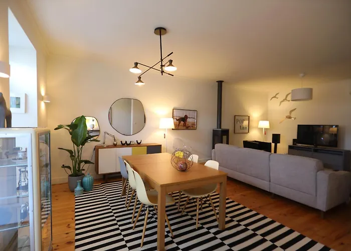 Regua Pine House * Peso da Régua